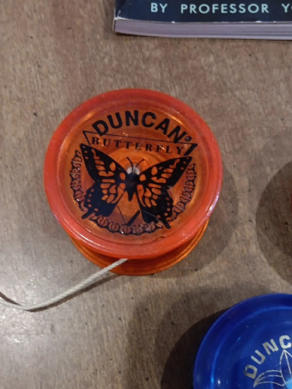 Duncan Yo-Yo Set with Instruction Booklet - Orange, Red, Blue